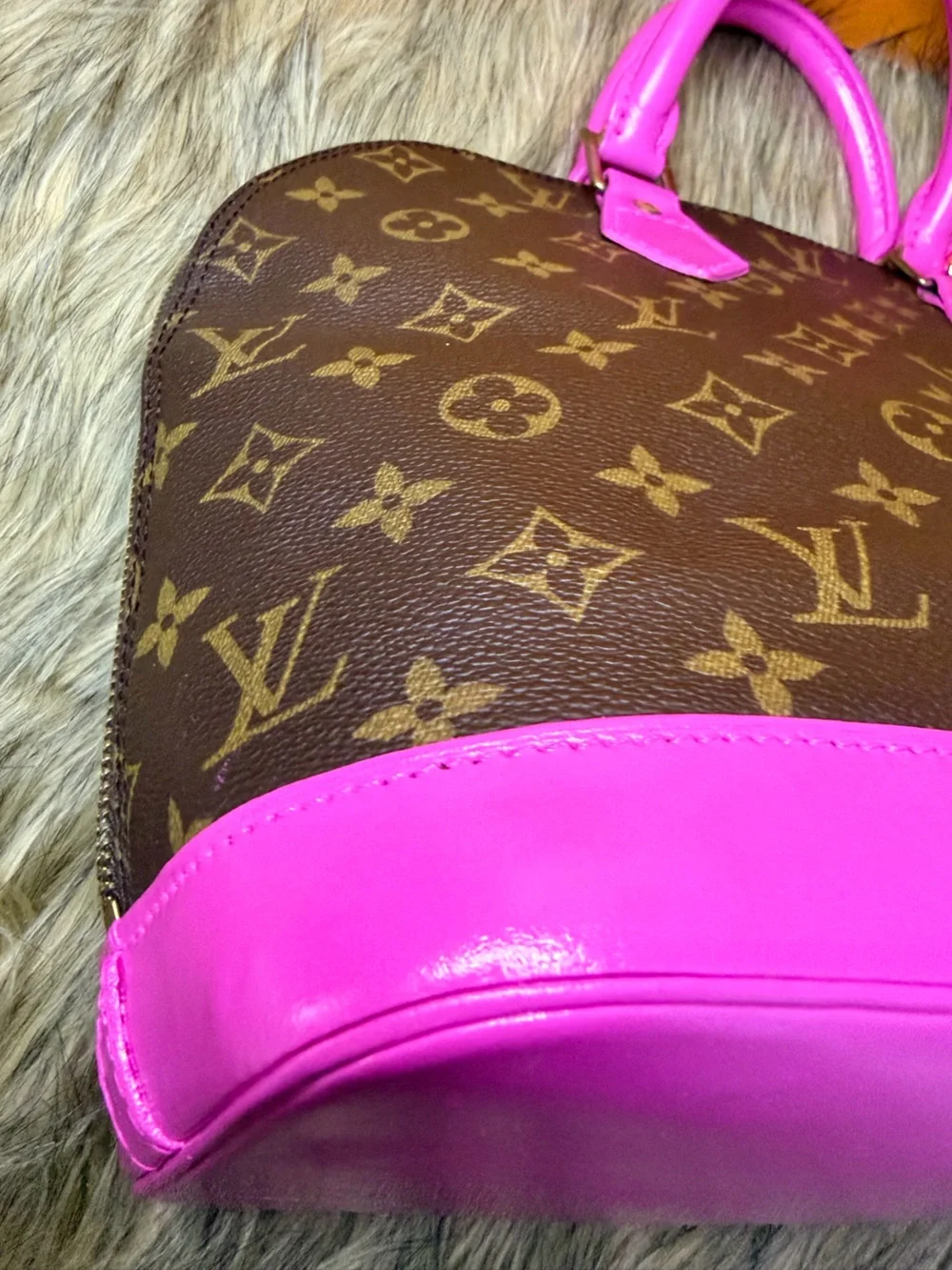 Louis Vuitton Monogram Alma Pm